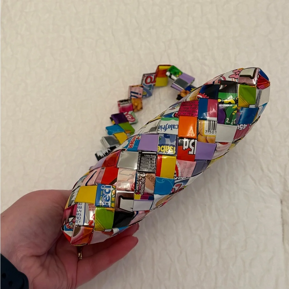 Mini Mexican Candy Wrapper Purse - Picture 4 of 13